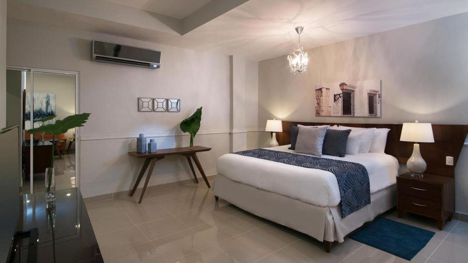 Hodelpa Caribe Colonial Room