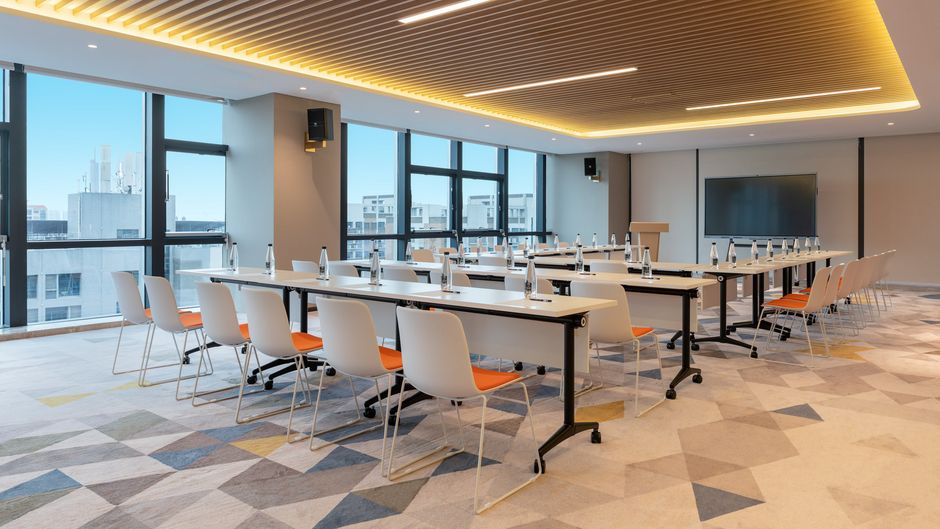 Holiday Inn Exp Sanshui Meeting