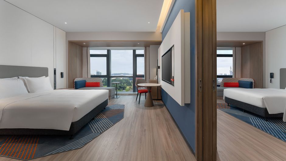Holiday Inn Exp Sanshui Room