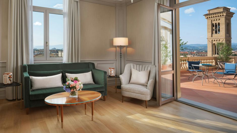 The Excelsior, a Luxury Collection Hotel Room