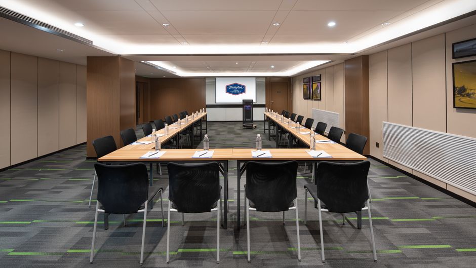 Hampton by Hilton Harbin Zhongyang St Meeting