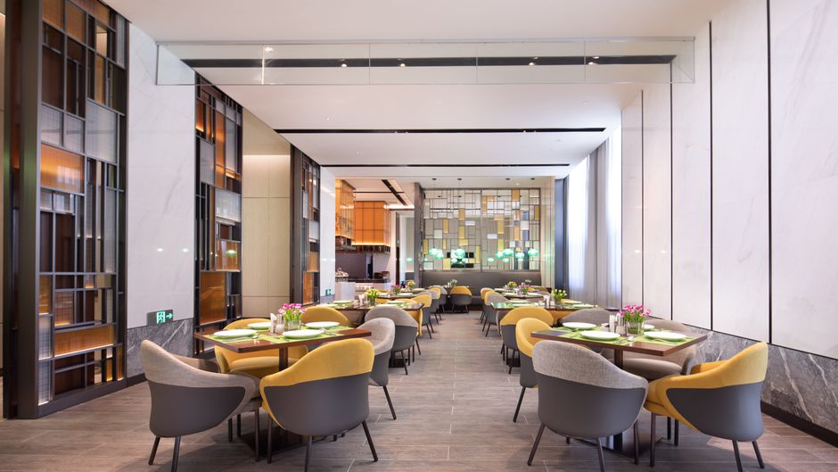 Hampton Inn URC Exhibition Center Restaurant