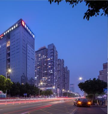Hampton by Hilton Bao'an Stadium