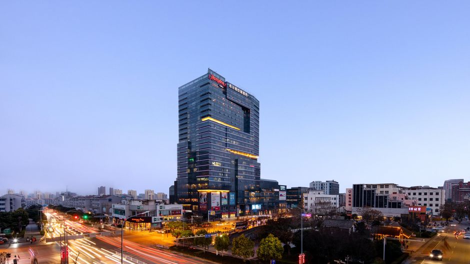 Hampton by Hilton Suqian Suning Plaza Exterior