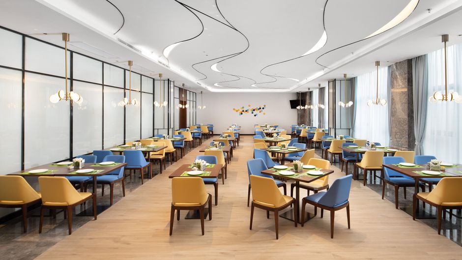 Hampton by Hilton West Railway Station Restaurant