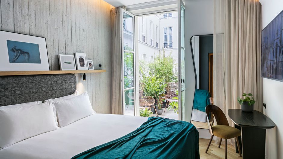 Hotel National des Arts et Metiers Room