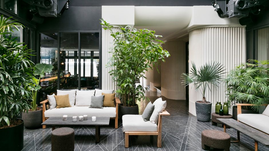 Hotel National des Arts et Metiers Lobby