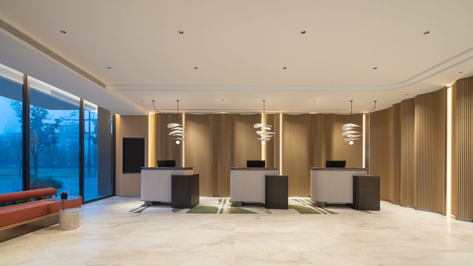 Hilton Garden Inn Shaoxing Lu Xun Lobby