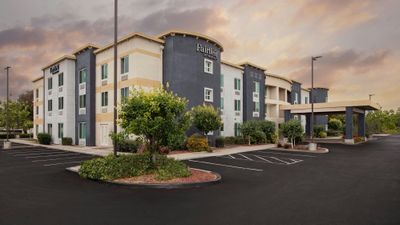 Fairfield Inn & Suites