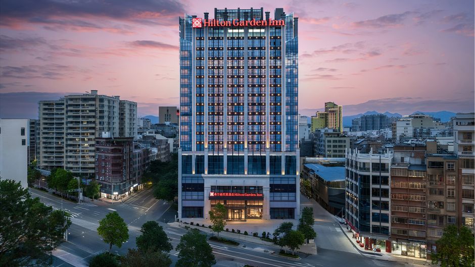 Hilton Garden Inn Xinyi Exterior