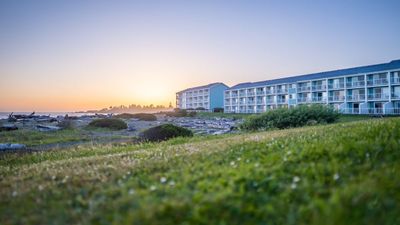 Beachfront Inn