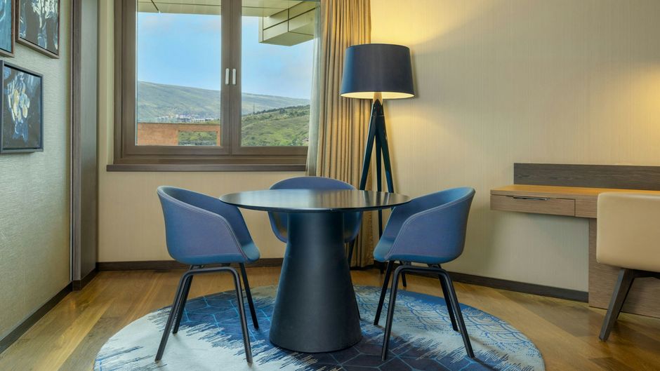 Sheraton Grand Tbilisi Metechi Palace Suite