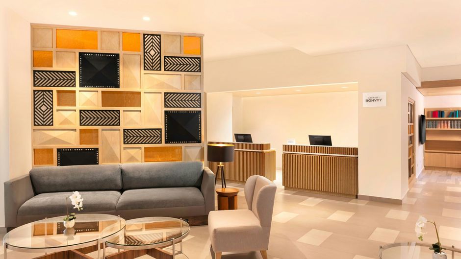 Courtyard by Marriott Puebla Las Animas Lobby