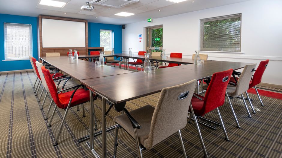 Holiday Inn Express Taunton Meeting