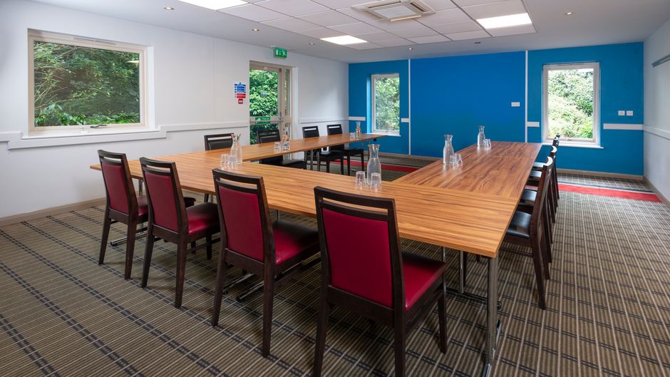 Holiday Inn Express Exeter Meeting