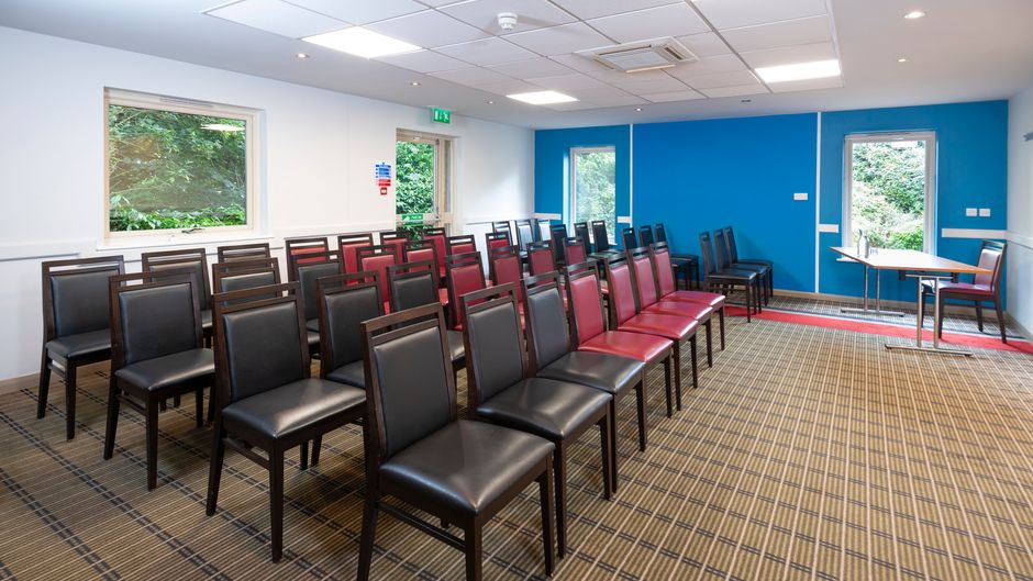 Holiday Inn Express Exeter Meeting