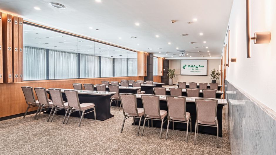 Holiday Inn Hotel Meeting