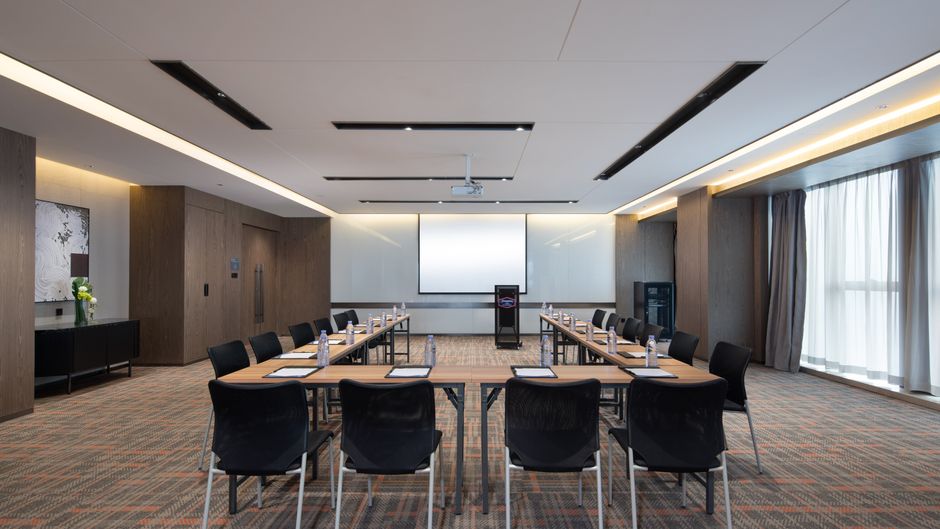 Hampton by Hilton Tianjin Railw Meeting