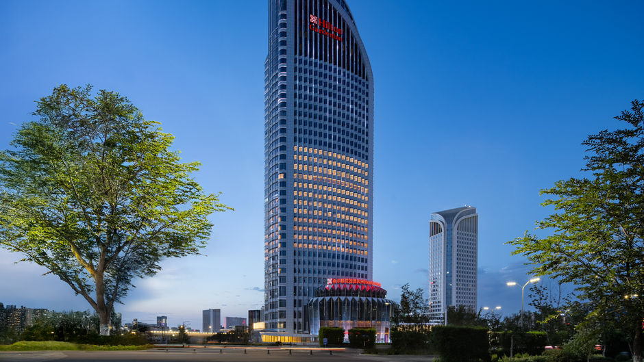 Hilton Garden Inn Urumqi Station Exterior