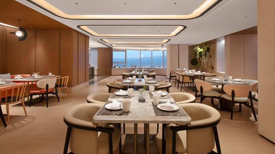 Hilton Garden Inn Urumqi Station Restaurant