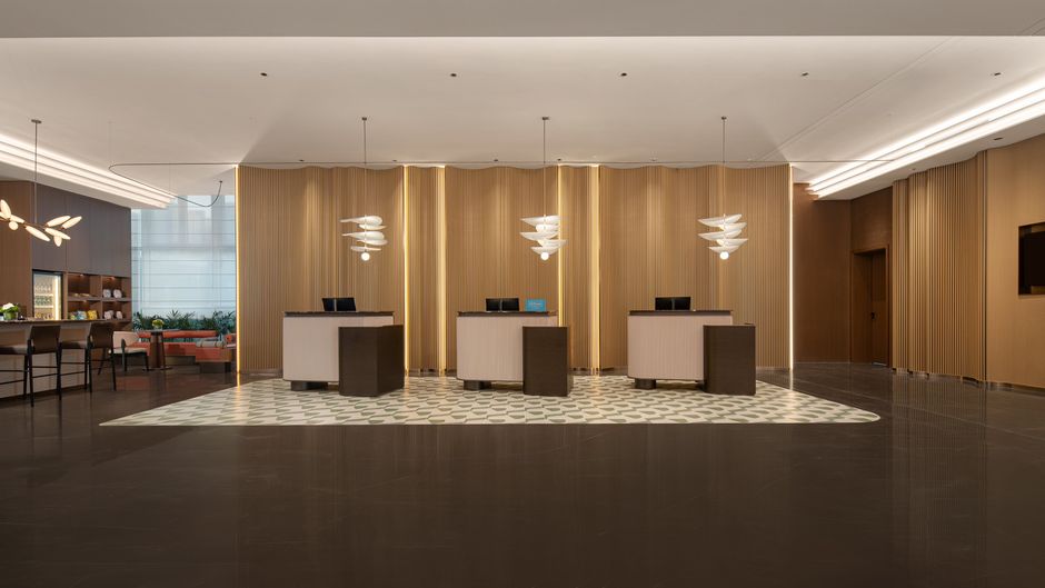 Hilton Garden Inn Urumqi Station Lobby