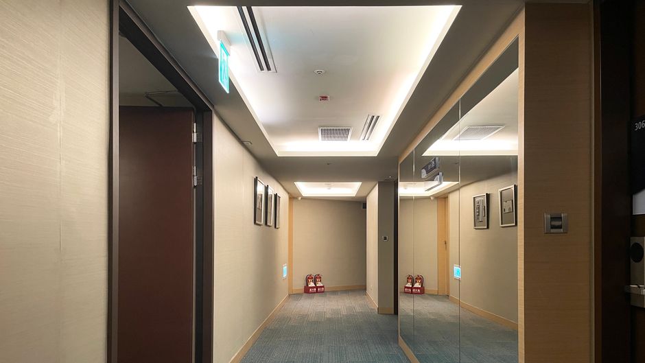 Holiday Inn Express Taoyuan Lobby