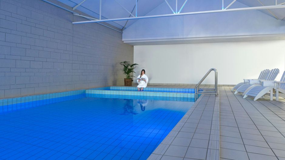 Melbourne Marriott Hotel Pool