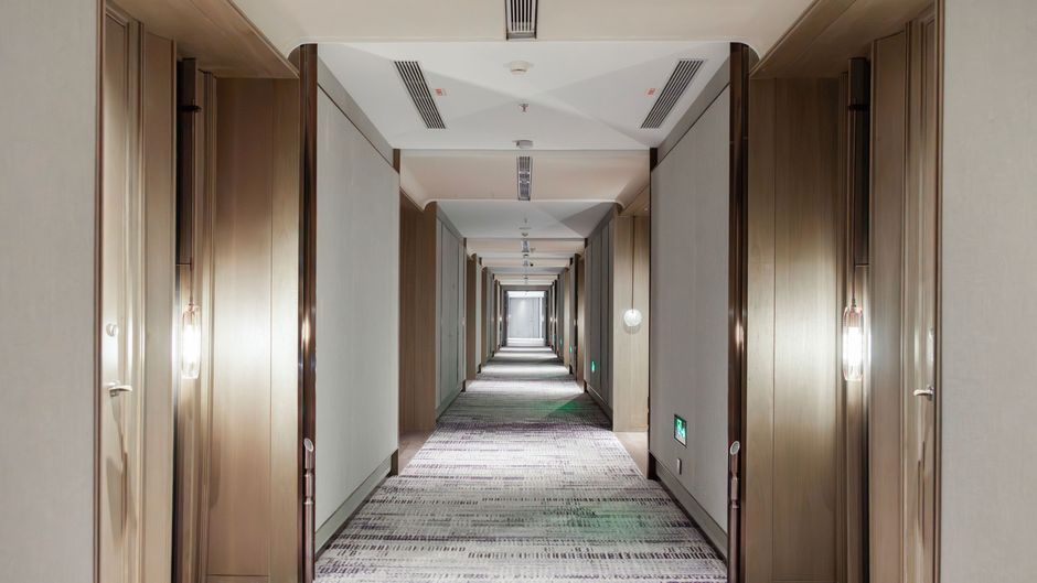 HUALUXE Science Hall Lobby