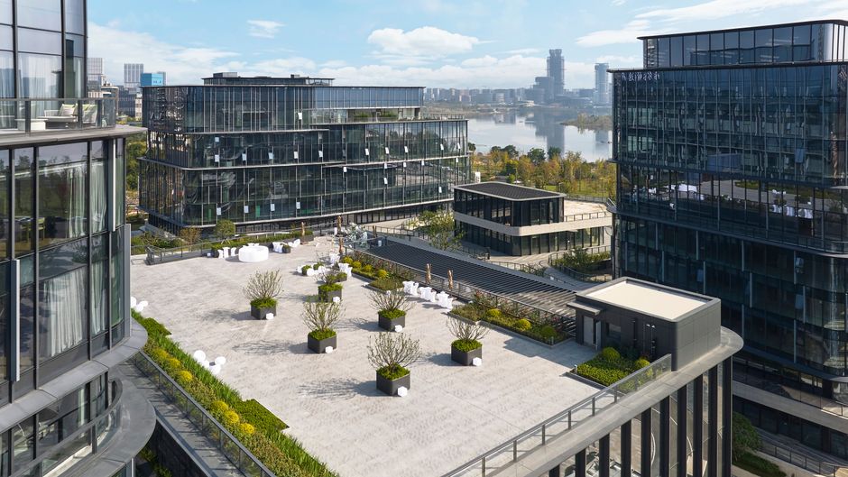 DoubleTree Chengdu Xinglong Lake Meeting