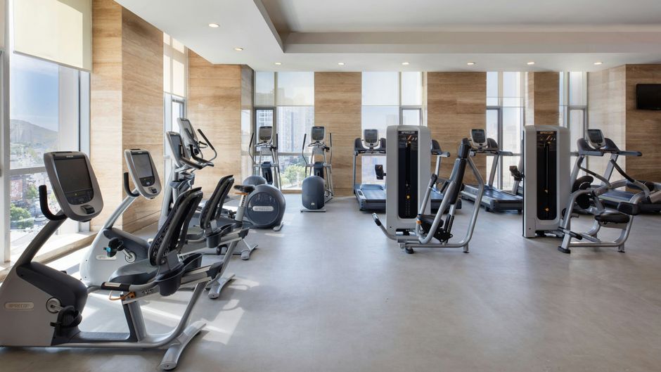 Sheraton Zhenjiang Hotel Health Club