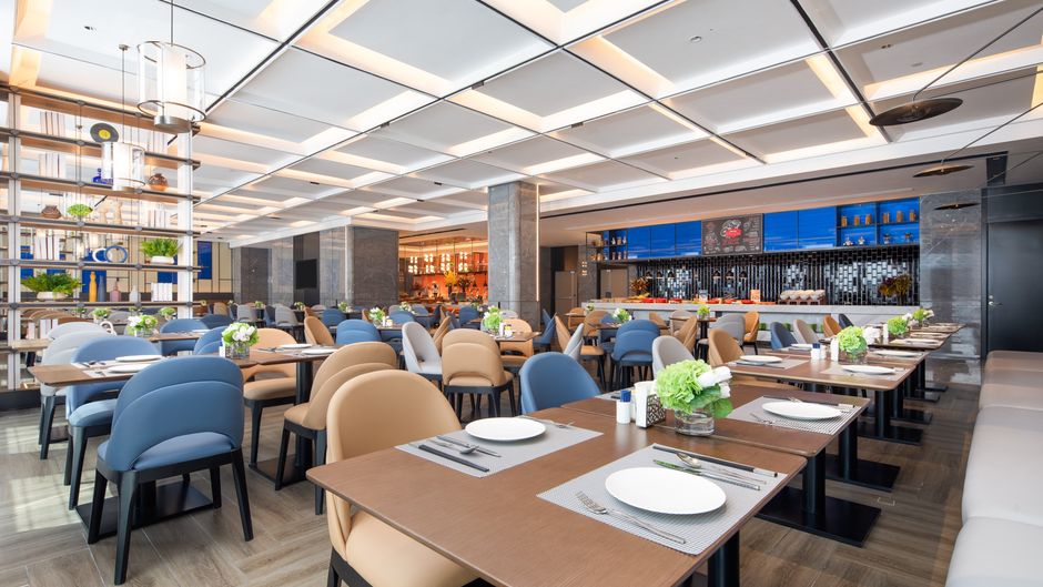 Hampton LNL High Speed Railway Restaurant
