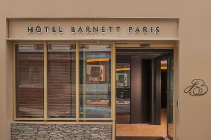 HOTEL BARNETT