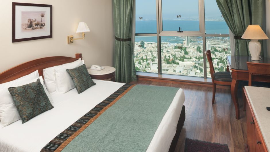 Crowne Plaza Haifa Room