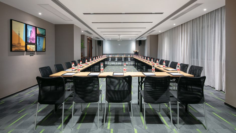Hampton Foshan Dali Meeting