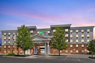 The Holiday Inn Express & Suites Chicago