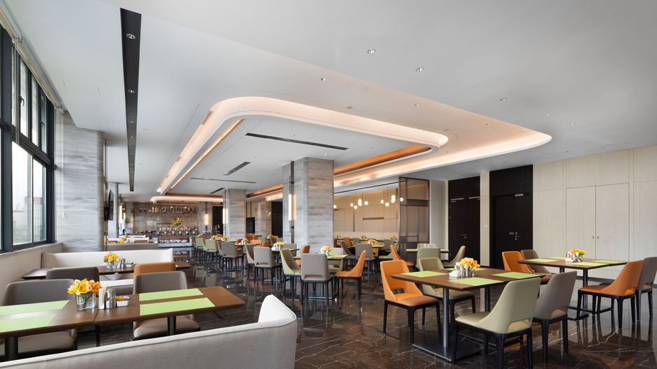 Hampton Ningde Lithium Electricity Town Restaurant