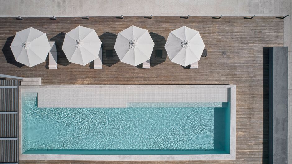 Crowne Plaza Merida Pool