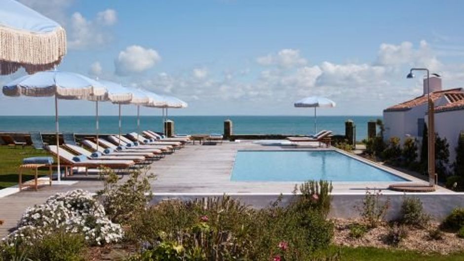 Les Hautes Mers Pool