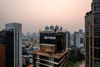 SkyView Hotel