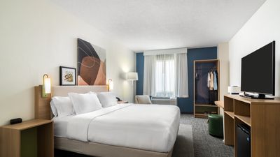 Spark by Hilton Portland Airport Maine M