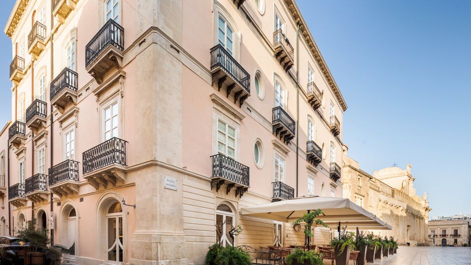 Palazzo Artemide Exterior