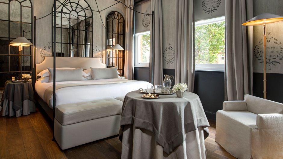 The Franklin Hotel Room