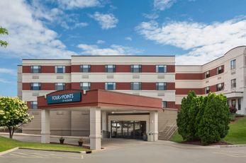 Four Points by Sheraton Milwaukee Arpt