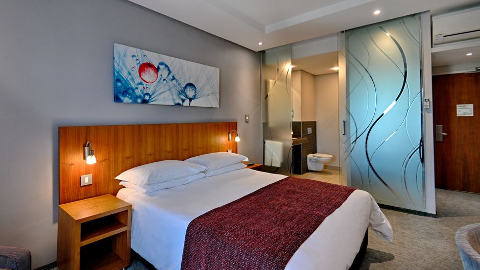 City Lodge Hotel Waterfall City Midrand Room
