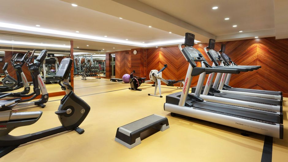 Sheraton Grand Pune Bund Garden Hotel Health Club