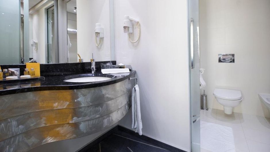 Nobel Zira Hotel Room