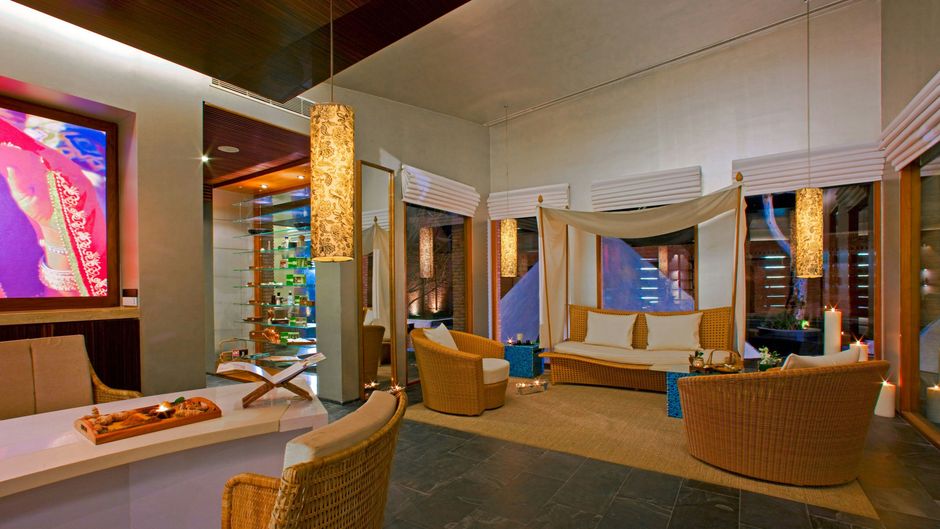 The Westin Sohna Resort & Spa Lobby