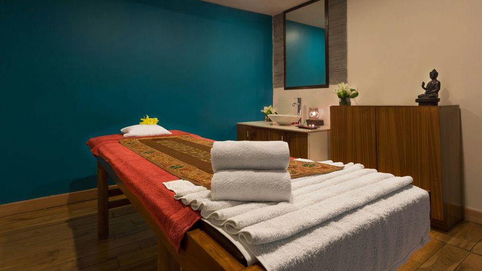 Four Points Jaipur, City Square Spa