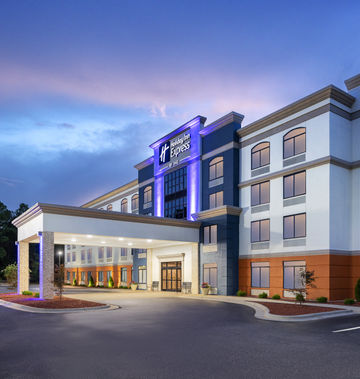 Holiday Inn Express Fayetteville
