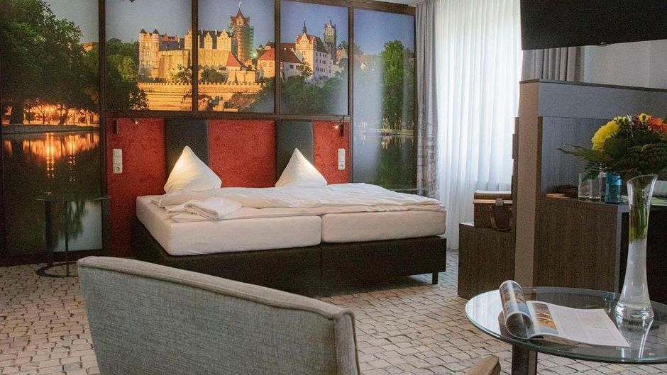 SL'otel in Parforcehaus Room